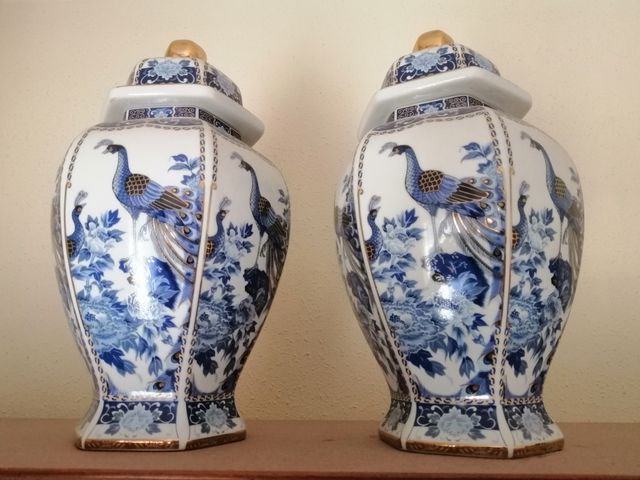 Par de jarrones japoneses