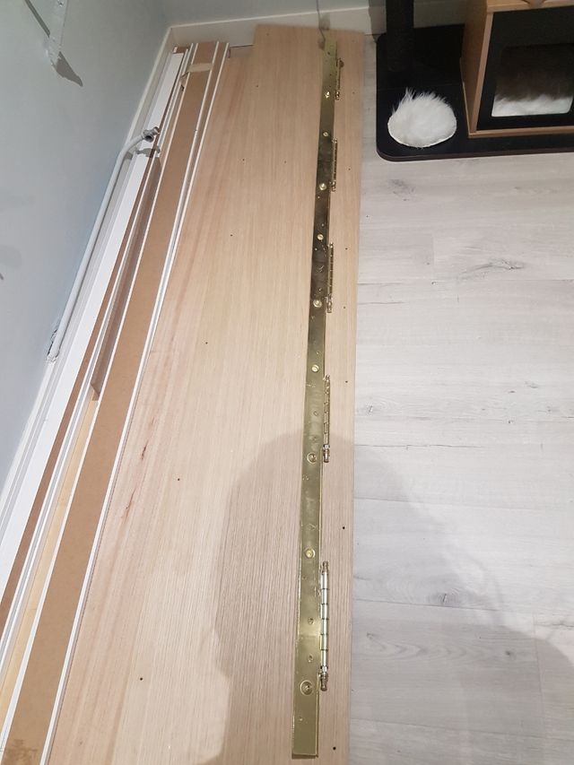 Ferramenta porta anteriore