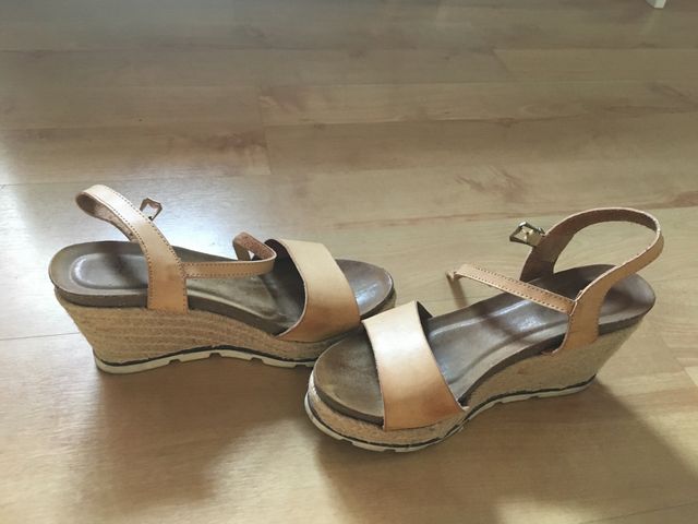 Tacones marrón clarito