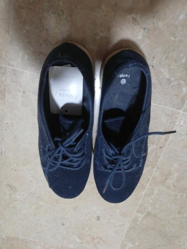 zapatos de ante azul marino, de sfera