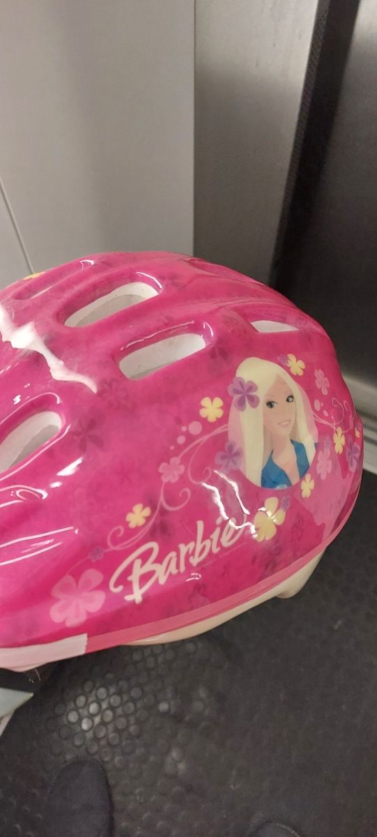 Vendo 2 cascos de bici infantiles por 8€ los 2