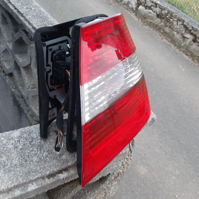 faro trasero derecho bmw e46