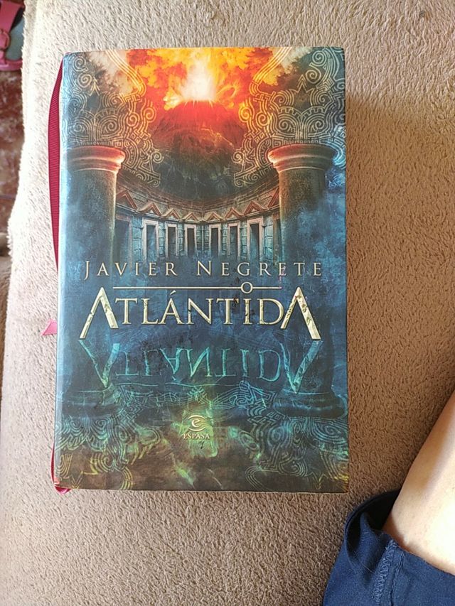 Libro Atlántida de Javier Negrete
