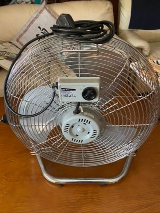 VENTILADOR INDUSTRIAL ORBEGOZO. de segunda mano por 55 € en VENTILADOR INDUSTRIAL ORBEGOZO. de segunda mano por 55 € en