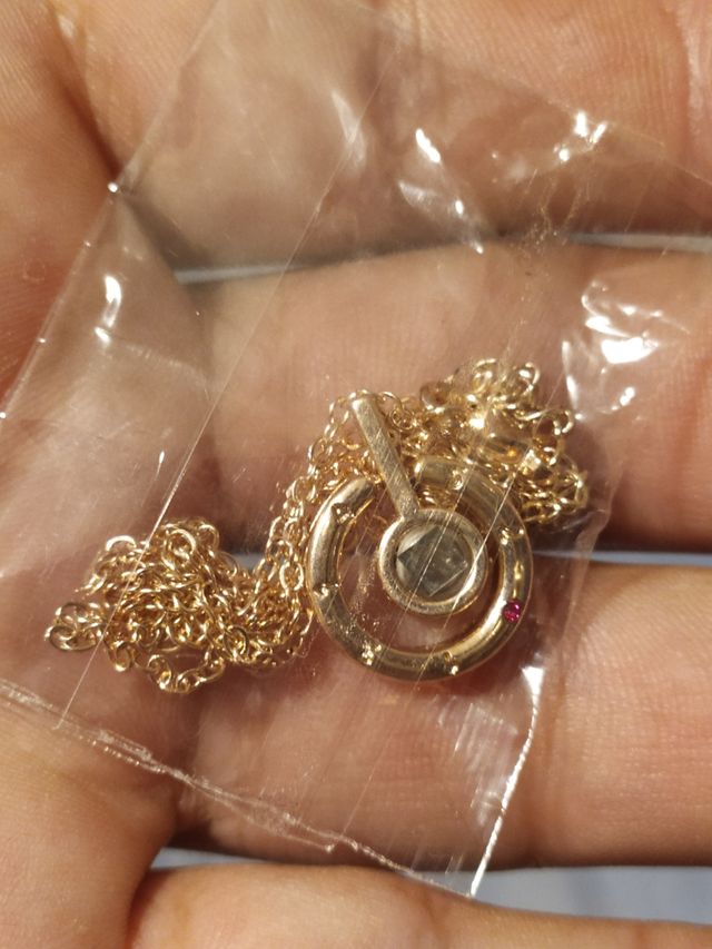 Lote 3 colgantes de 100 idiomas