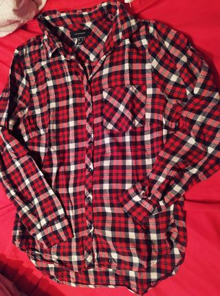 Camisas de cuadros de segunda mano en Lugones en WALLAPOP Camisas de marca de segunda mano en Lugones en WALLAPOP