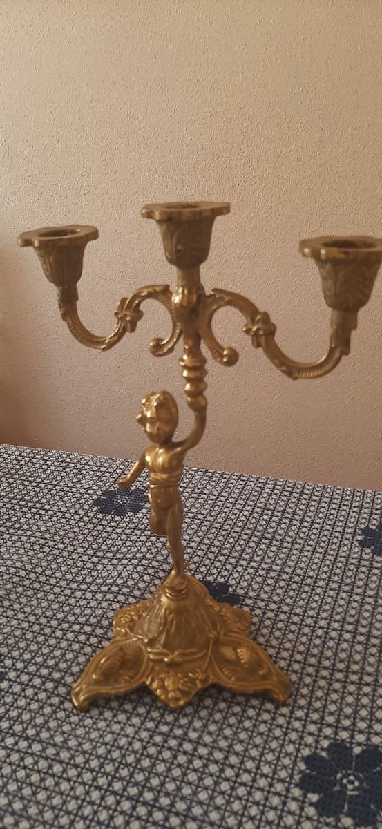 Reloj y candelabros bronce