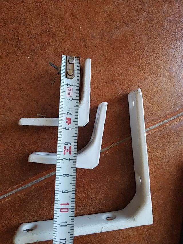 Escuadras varios tamaños