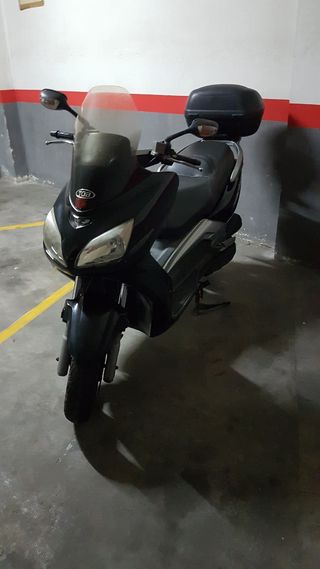 Cambio de aceite y revisión para motocicletas de entre 250 y 1.000 cc desde 19,90 € en Moto Expres Cambio de aceite y revisión para motocicletas de entre 250 y 1.000 cc desde 19,90 € en Moto Expres