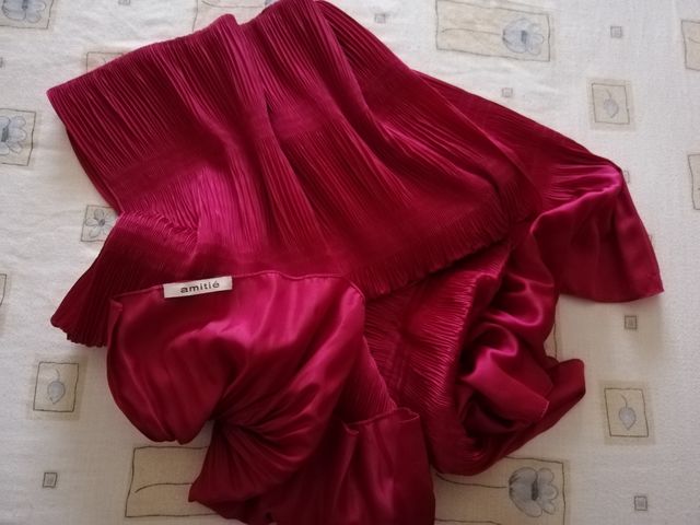 Vestido de fiesta o ceremonia. 