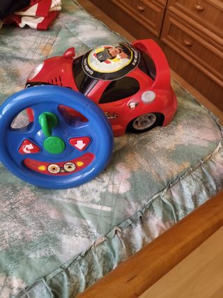 coche teledirigido con volante
