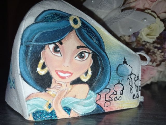 Pintamos a mano ropa textil