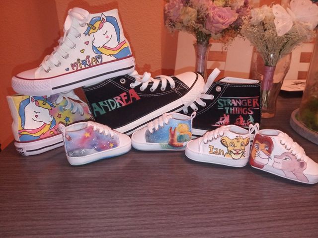 Pintamos a mano ropa textil