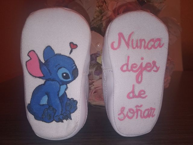 Pintamos a mano ropa textil