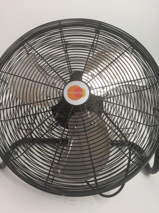 3 Ventiladores de segunda mano por 45 € en Tres Cantos en Ventilador de segunda mano en Tres Cantos en WALLAPOP
