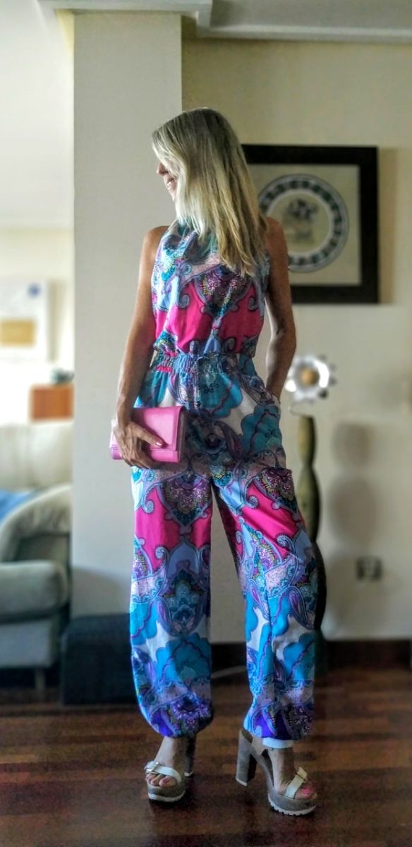 Mono veraniego nuevo.