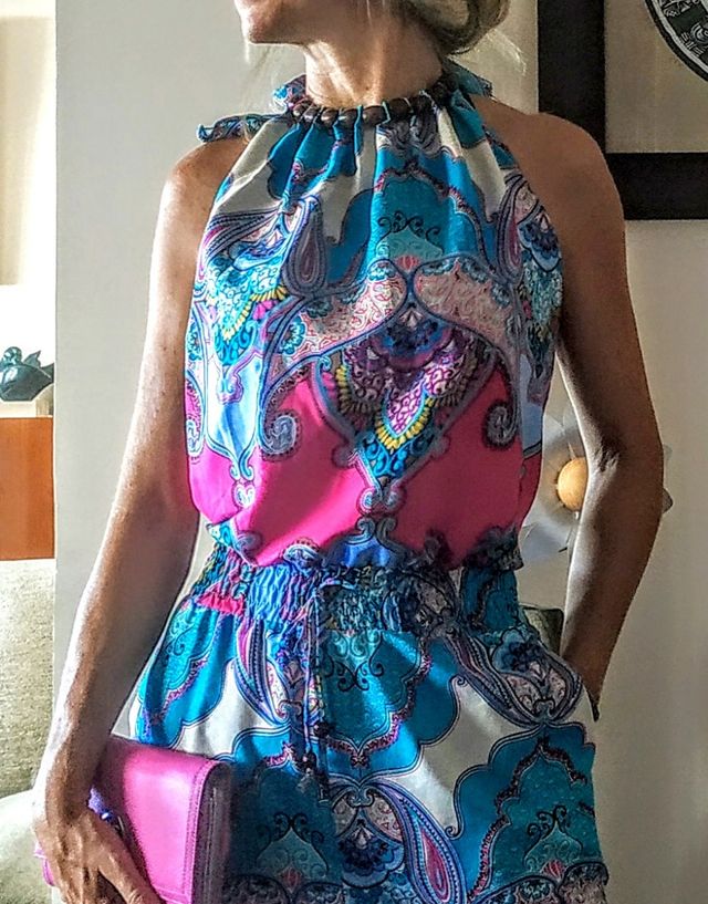 Mono veraniego nuevo.