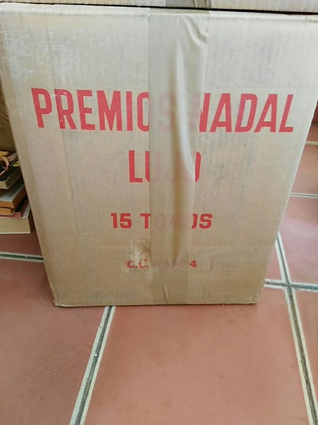Premios Nadal 15 tomos. 30€ toda la colección.