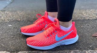 Zapatillas Nike para mujer - Talla 37.5 - original de segunda mano por 35  EUR en Barcelona en WALLAPOP