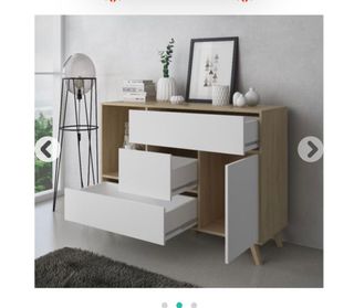 Mueble aparador de segunda mano por 100 € en Santa Coloma de Gramenet