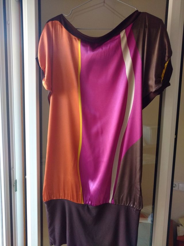 Vestido de raso y punto