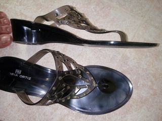 Sandalias planas nº 41 Gloria Ortiz de segunda mano por 12 EUR en Granada  en WALLAPOP