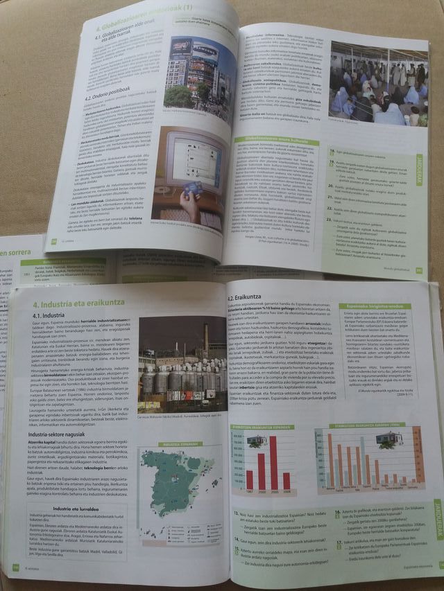 9788483782262 GIZARTE ZIENTZIAK GEO-HIST DBH3