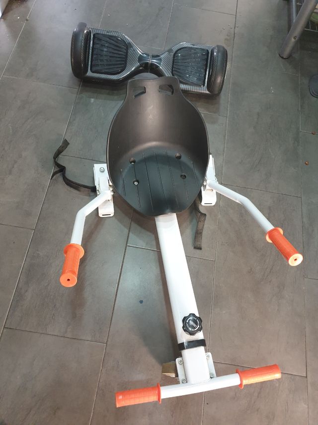 Hoverboard Y Silla De Segunda Mano Por 50 En Barcelona En Wallapop