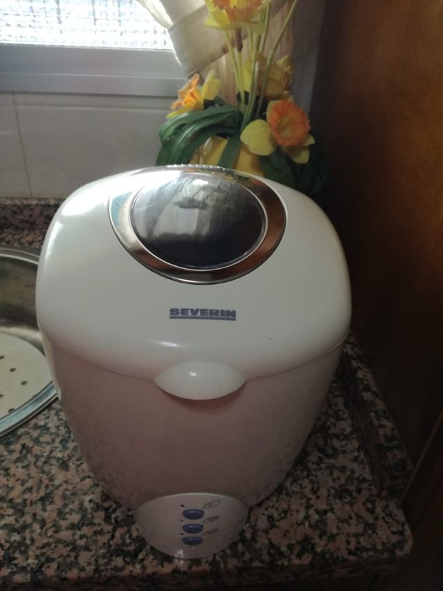 Máquina de hacer pan Severin