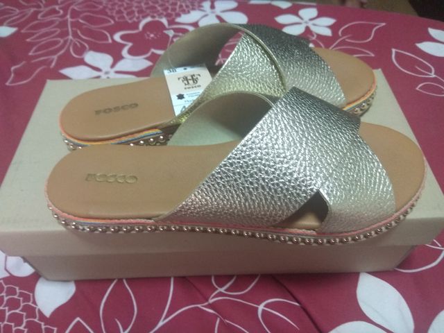 Sandalias Fosco doradas talla 38 nuevas.