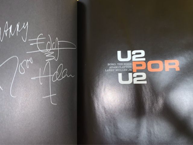 Libro U2PORU2 edición especial 