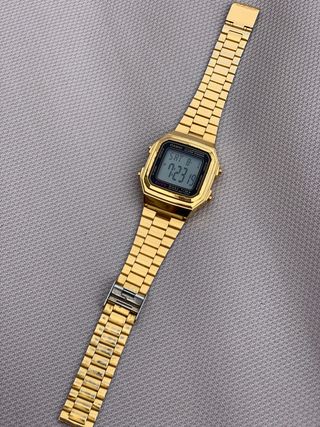 Reloj Casio dorado de segunda mano en la provincia de A Reloj Casio dorado de segunda mano en la provincia de A
