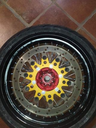 Soporte pinza freno supermotard