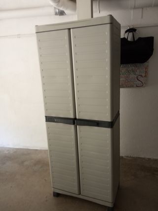 Armario para herramientas de segunda mano en WALLAPOP