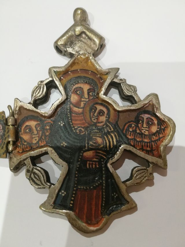 Medalla Cruz antigua