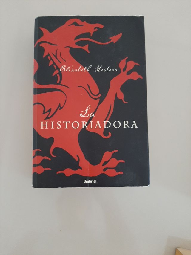 Libro La Historiadora, de Elizabeth Kostova.