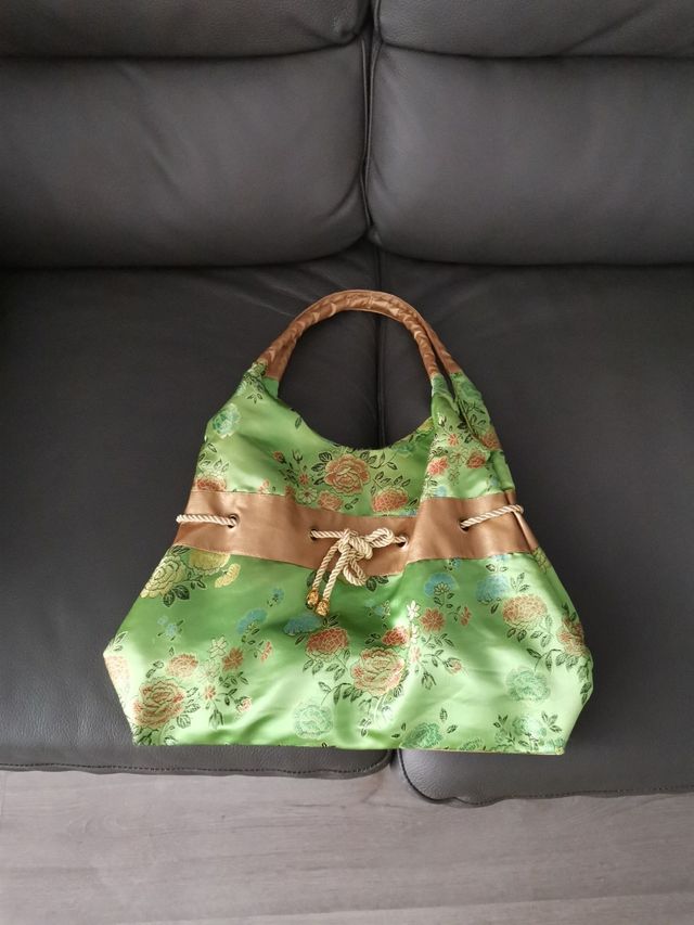 Borsa in seta stile asiatico