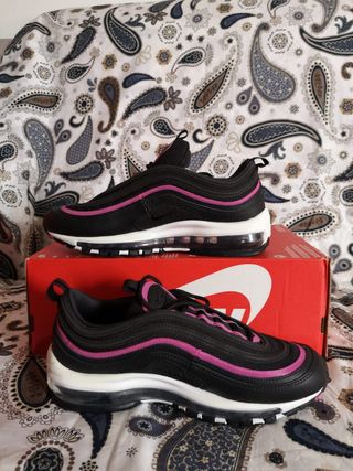 Zapatilla nike air max 97 negro y rosa de segunda mano por 85 EUR en  Alicante en WALLAPOP
