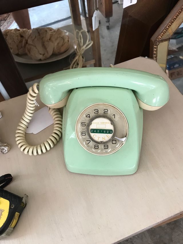 Telèfon vintage/Teléfono vintage