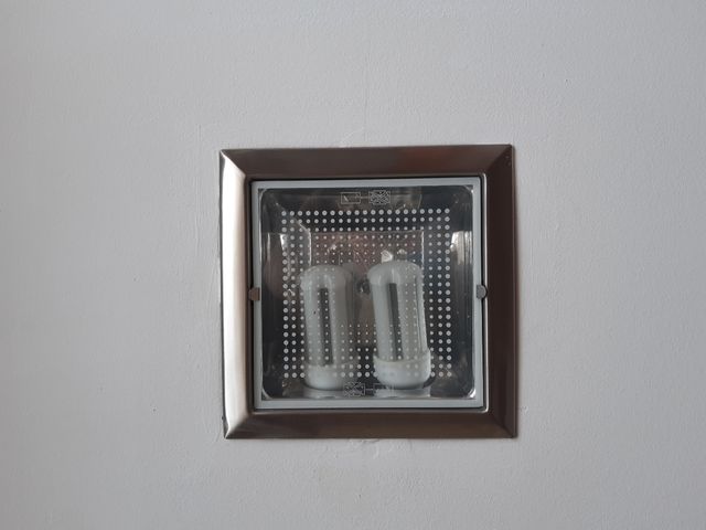 2 Downlights cuadrados