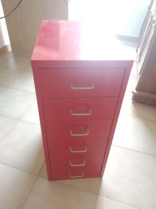 Cajonera metálica de segunda mano en Barcelona en WALLAPOP