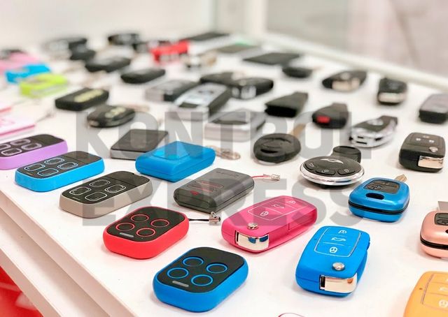 COPIA Y REPARACIÓN DE LLAVES DE COCHE en Collado Villalba en WALLAPOP