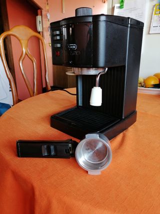 Cafetera de bar de segunda mano en Gijón en WALLAPOP Cafetera de bar de segunda mano en Gijón en WALLAPOP