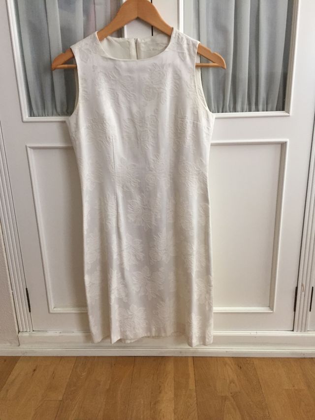 Vestido blanco de firma T38