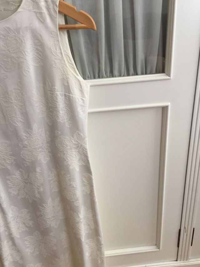 Vestido blanco de firma T38