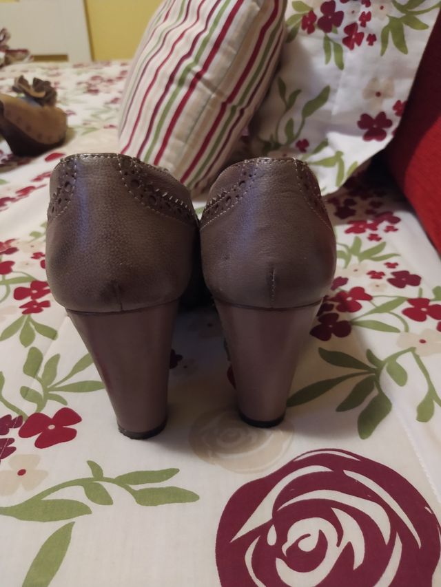 zapato piel N°37 nuevo a estrenar Paker