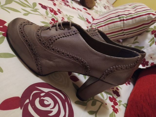 zapato piel N°37 nuevo a estrenar Paker