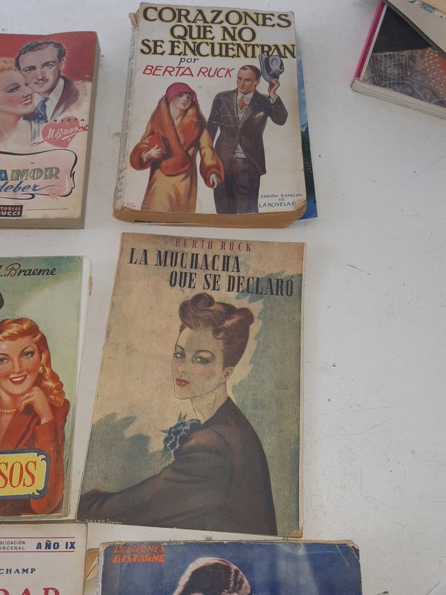 libros antiguos Carlota Braeme / Berta Ruck/