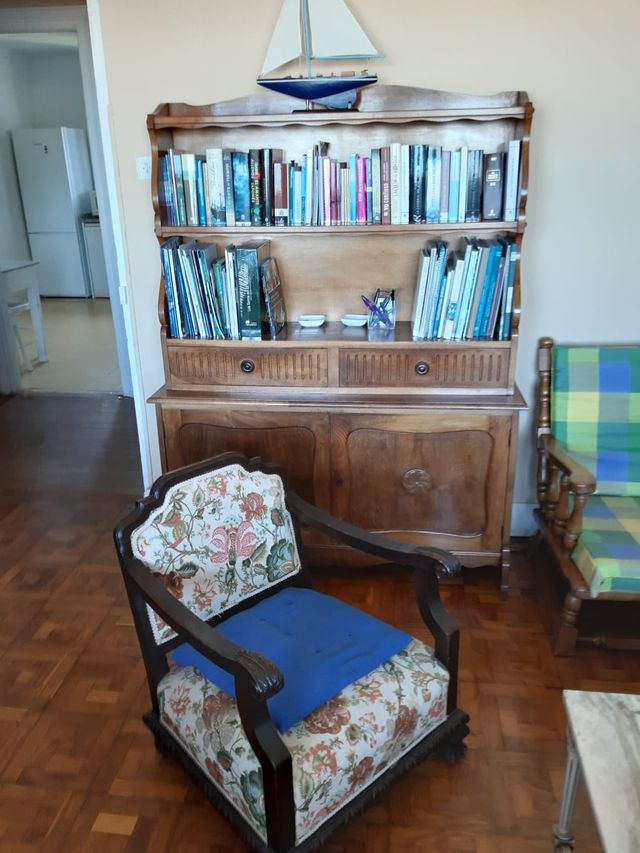 Aparador de madera de segunda mano por 80 € en Deba en WALLAPOP