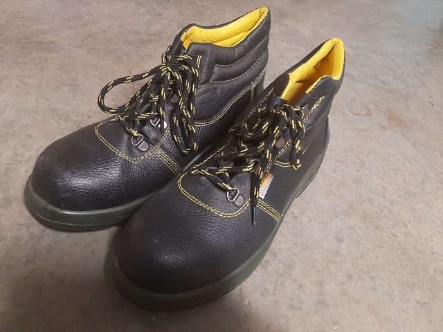 botas de trabajo!! NUEVAS!!!  N°43